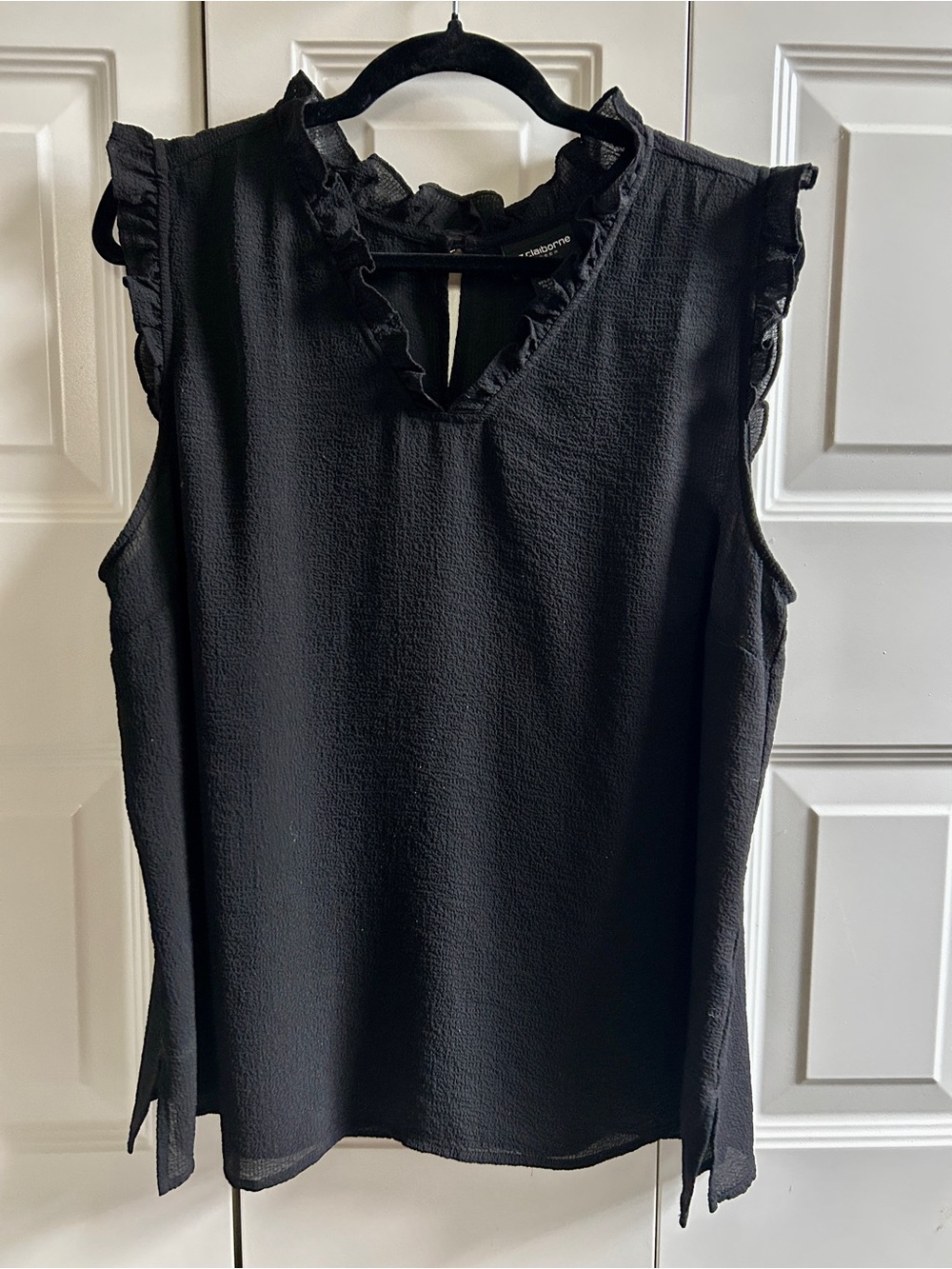 Liz Claiborne Black Sleeveless Ruffle-Trim Blouse